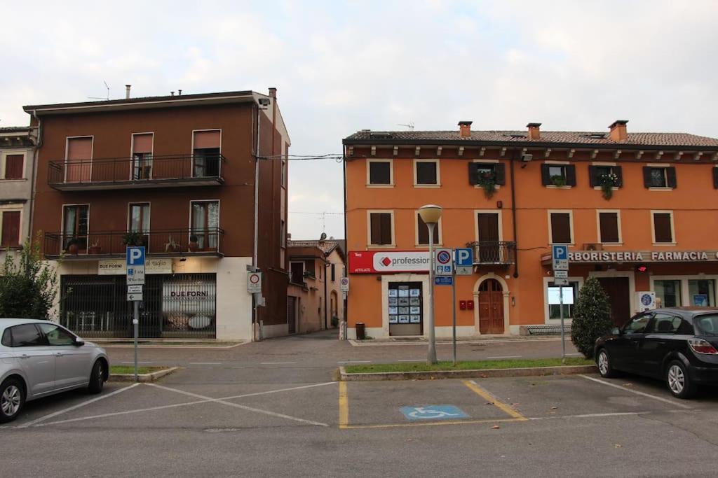 Apartamento Casa Smeraldo San Giovanni Lupatoto Exterior foto